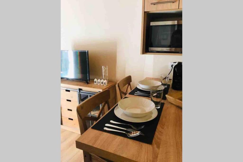 Puigcerda Centro. Acogedor Apartament En El Pueblo Buitenkant foto